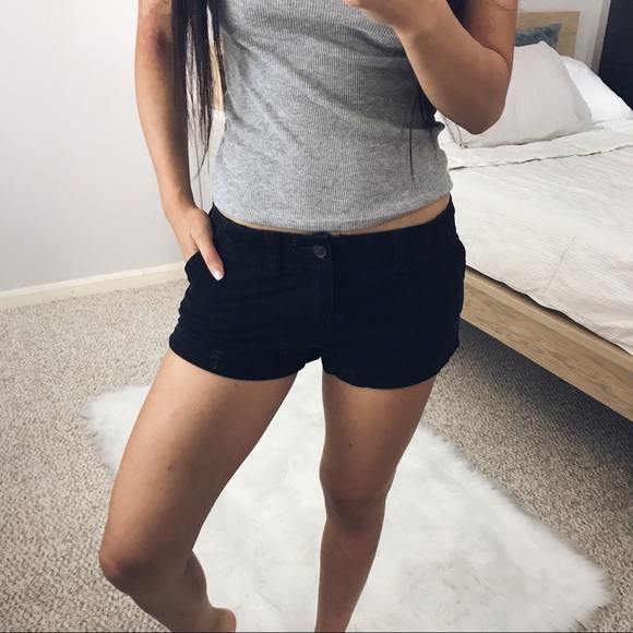 Hollister Pants - NWT - Hollister - Black Chino Shorts